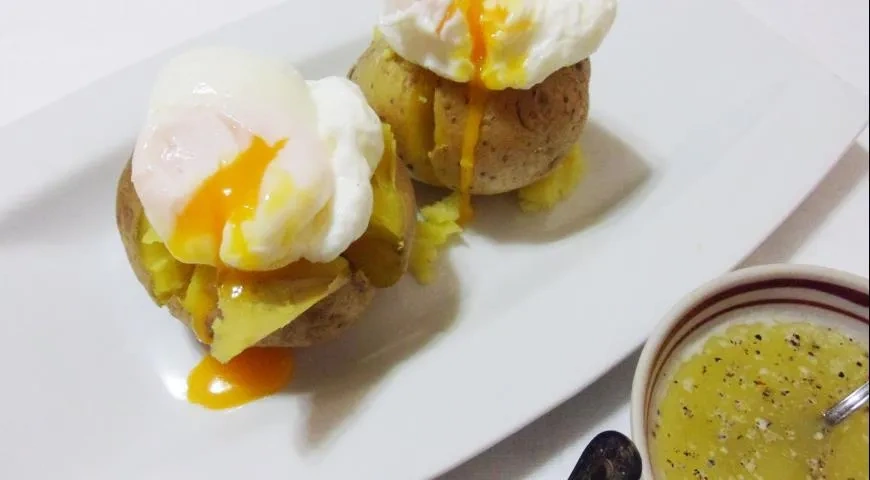 Запеченный картофель с яйцом-пашот: шаг 5