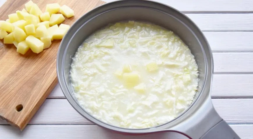 Зеленые щи с щавелем и яйцом: шаг 5