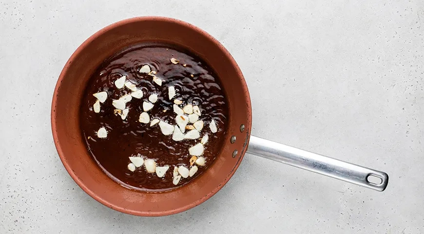 Жареная картошка на сливочном масле, с паприкой: шаг 5