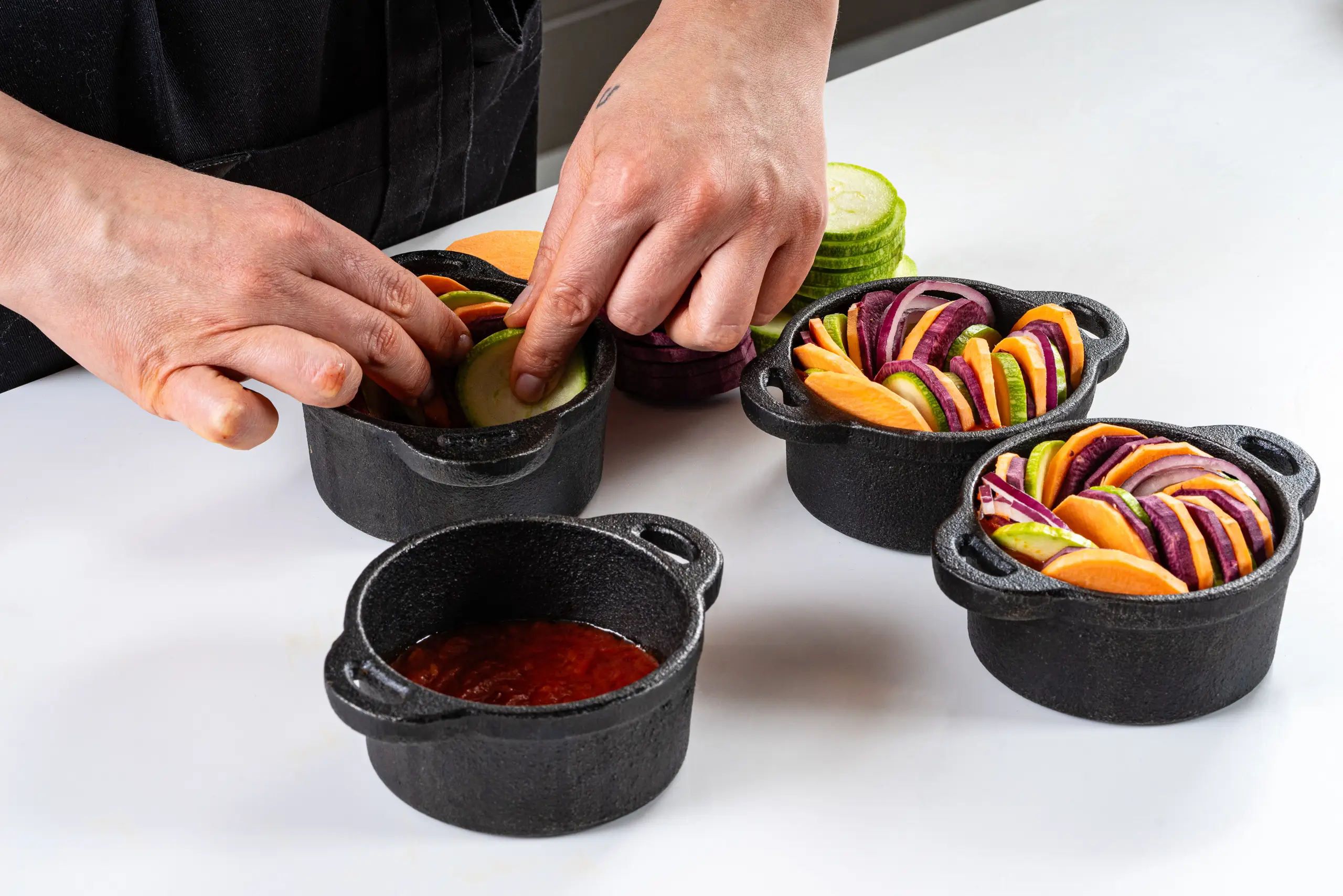 Шаг 6: Батат в духовке с овощами и зеленым соусом