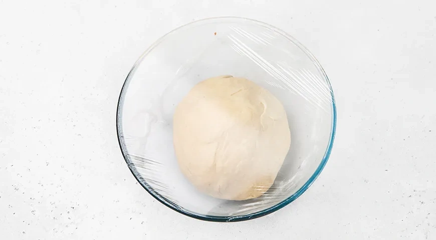 Берлинеры – классические пончики с джемом: шаг 6