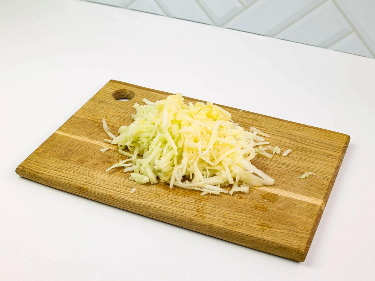 Шаг 6: Блинчики с яблоками и орехами