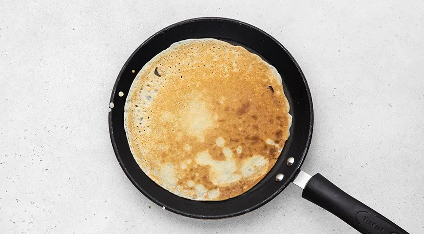 Блинчики с яйцом и сыром: шаг 6