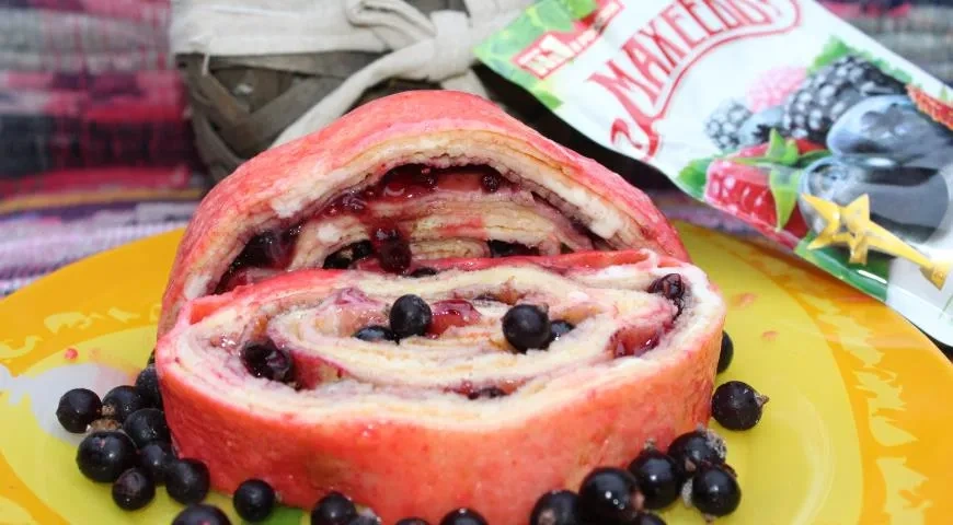 Блинный рулет с джемом Махеевъ к 8 марта: шаг 6