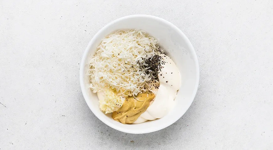 Брускетта Цезарь с курицей: шаг 6