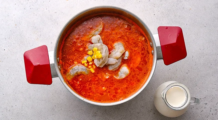 Чаудер с креветками и чоризо: шаг 6