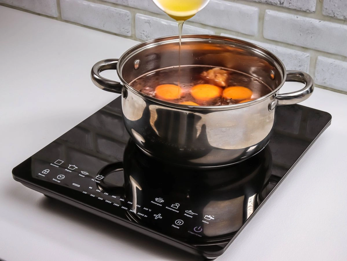 Шаг 6: Глинтвейн на красном вине с апельсином и пряностями