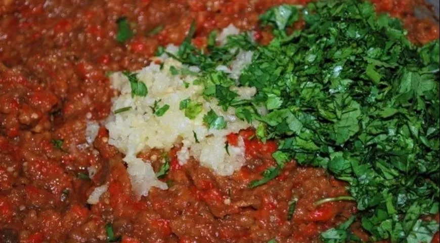 Икра из запеченных яблок и овощей: шаг 6