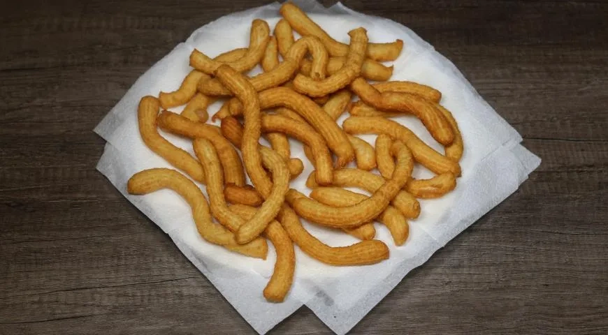 Испанский десерт чуррос: шаг 6