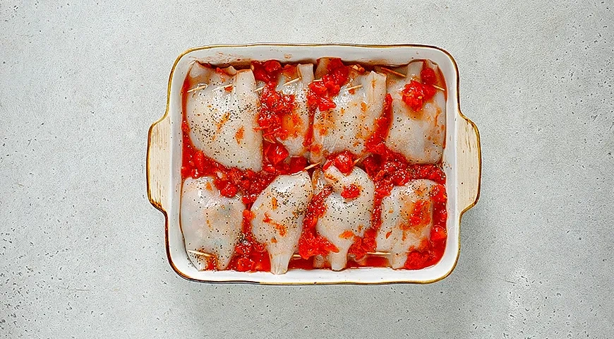 Кальмары, фаршированные булгуром: шаг 6