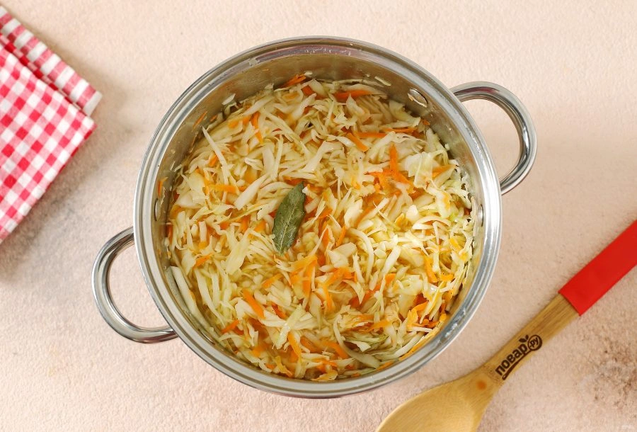 Шаг 6: Капуста бомба в горячем рассоле
