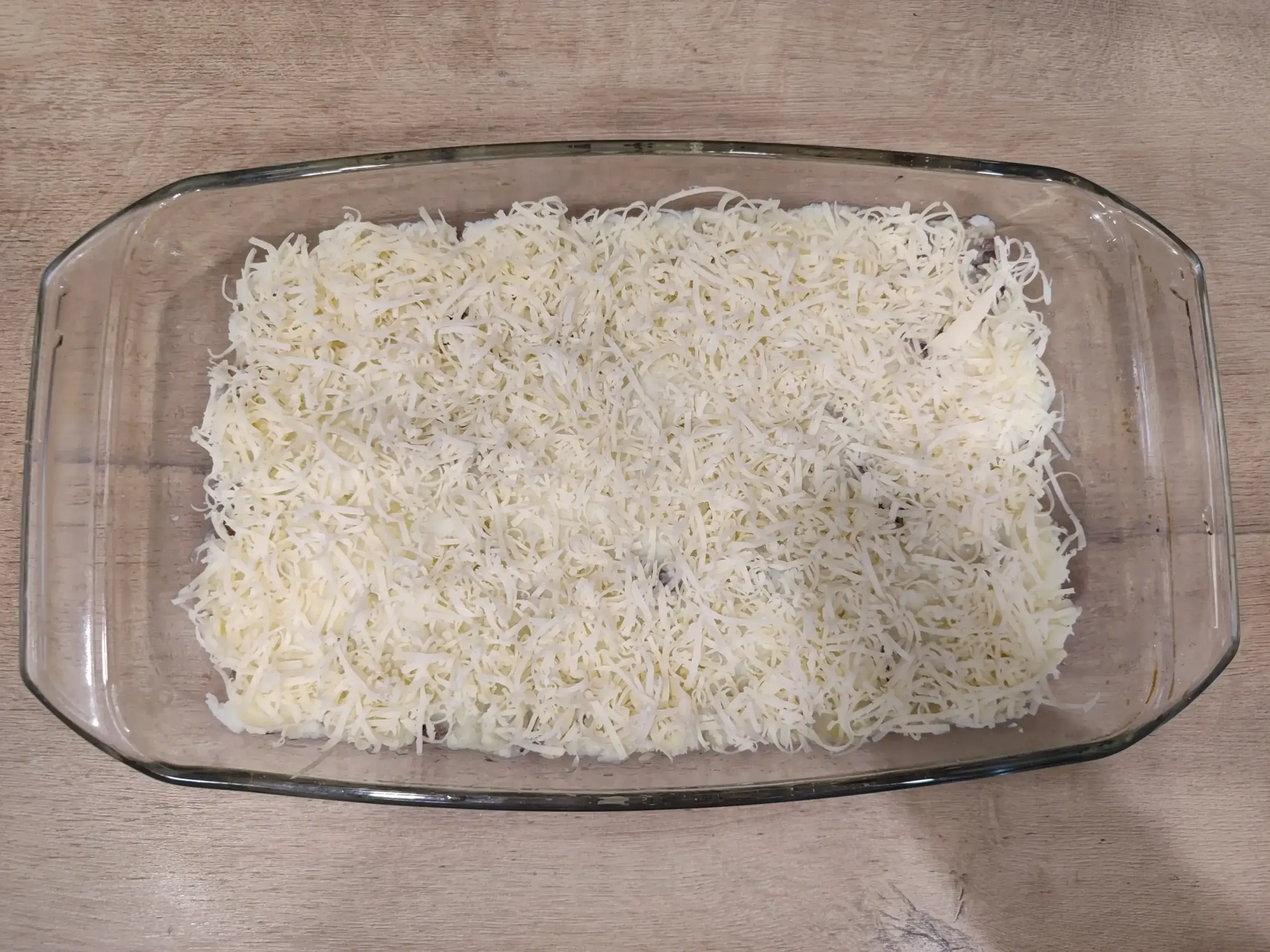 Картофельная запеканка с фаршем в духовке: шаг 6