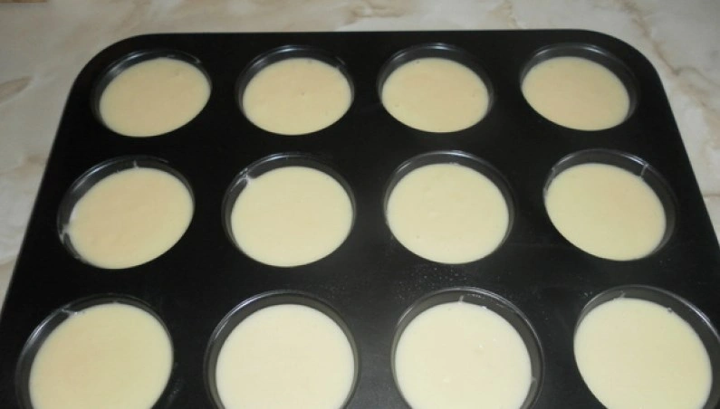 Шаг 6: Кексиков на молоке