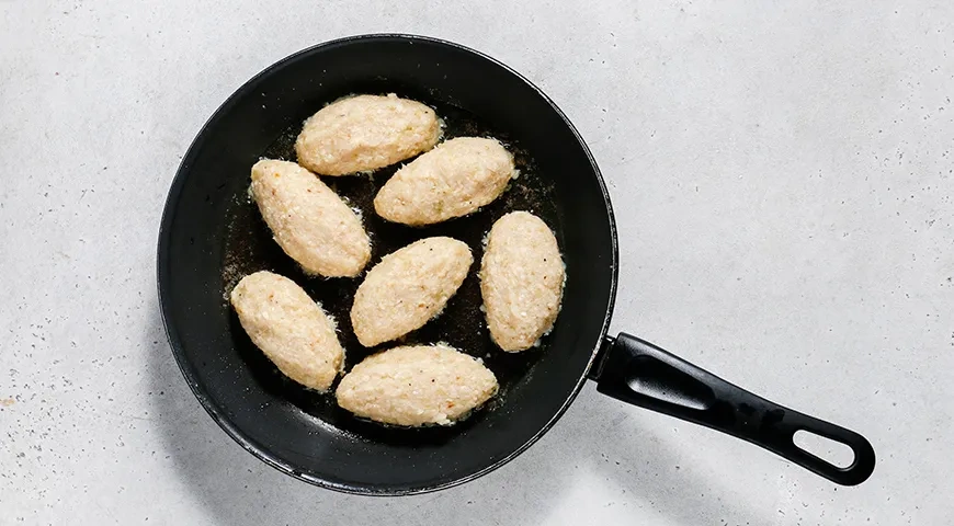 Котлеты из хека: шаг 6