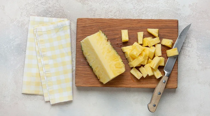 Кукурузные блинчики с куркумой и карамелизованными ананасами: шаг 6