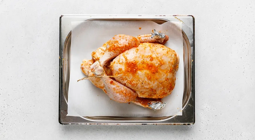 Курица в духовке целиком с хрустящей корочкой: шаг 6