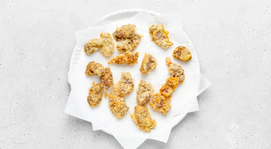 Куриные сердечки в кляре: шаг 6