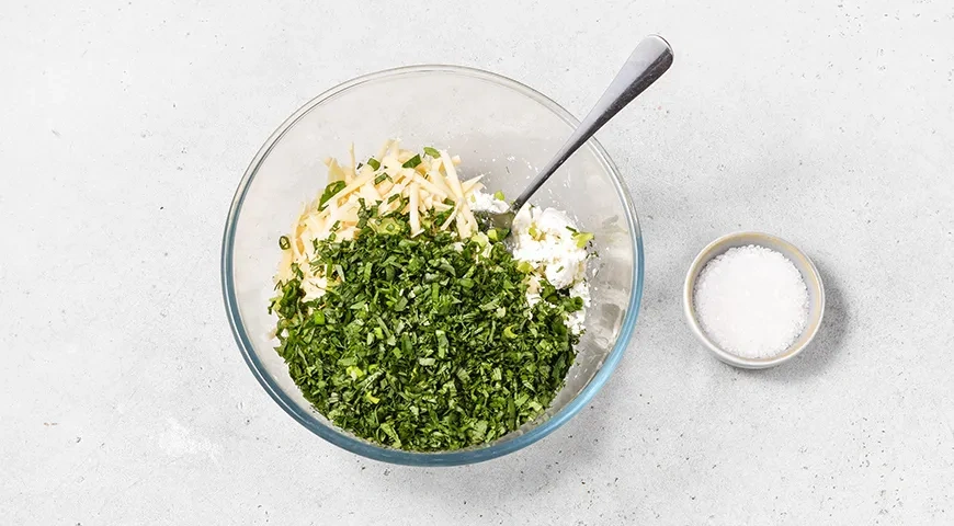 Кутабы с творогом и зеленью: шаг 6