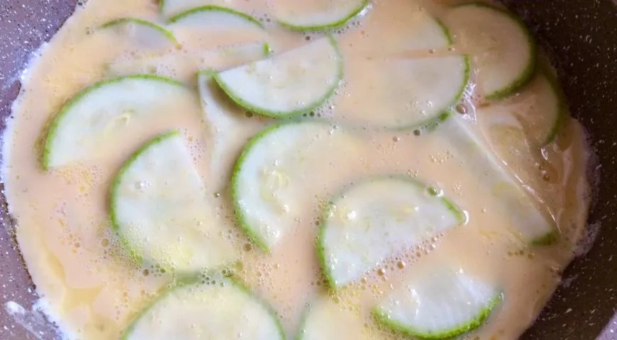 Омлет с кабачками для летнего завтрака: шаг 6