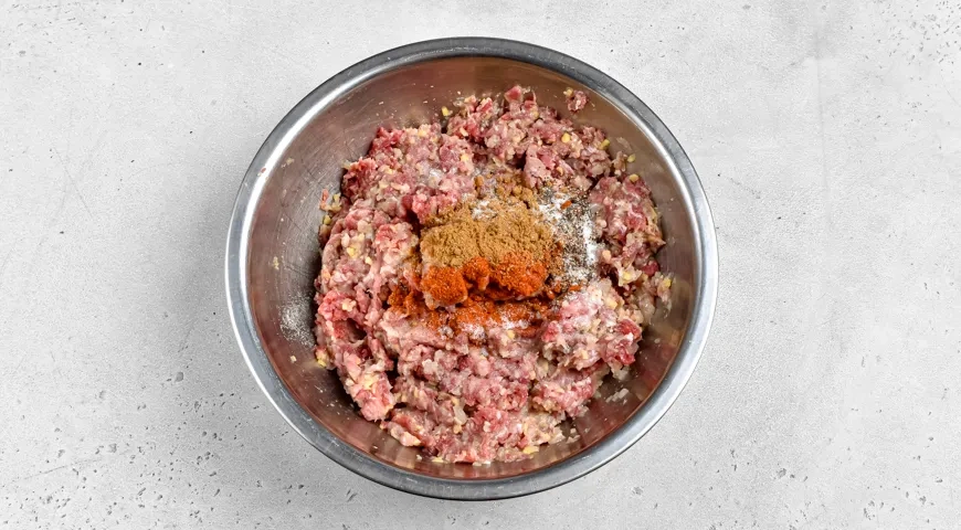 Манты на сковороде: шаг 6