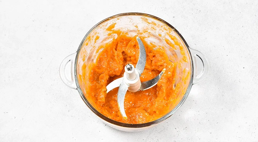 Молоко из тыквенных семечек с курагой: шаг 6