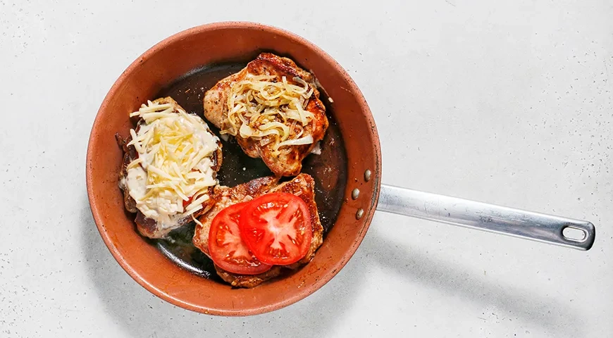 Мясо по-французски из свинины на сковороде: шаг 6