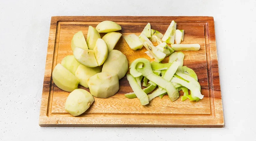 Насыпной пирог с яблоками и творожной начинкой: шаг 6