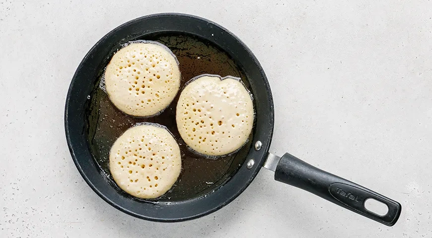 Оладьи с манкой на кефире: шаг 6