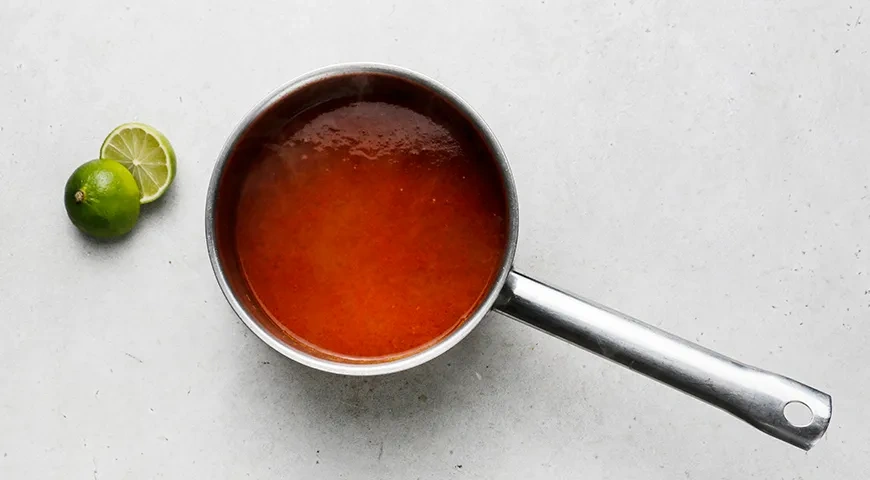 Пельмени с соусом том ям: шаг 6