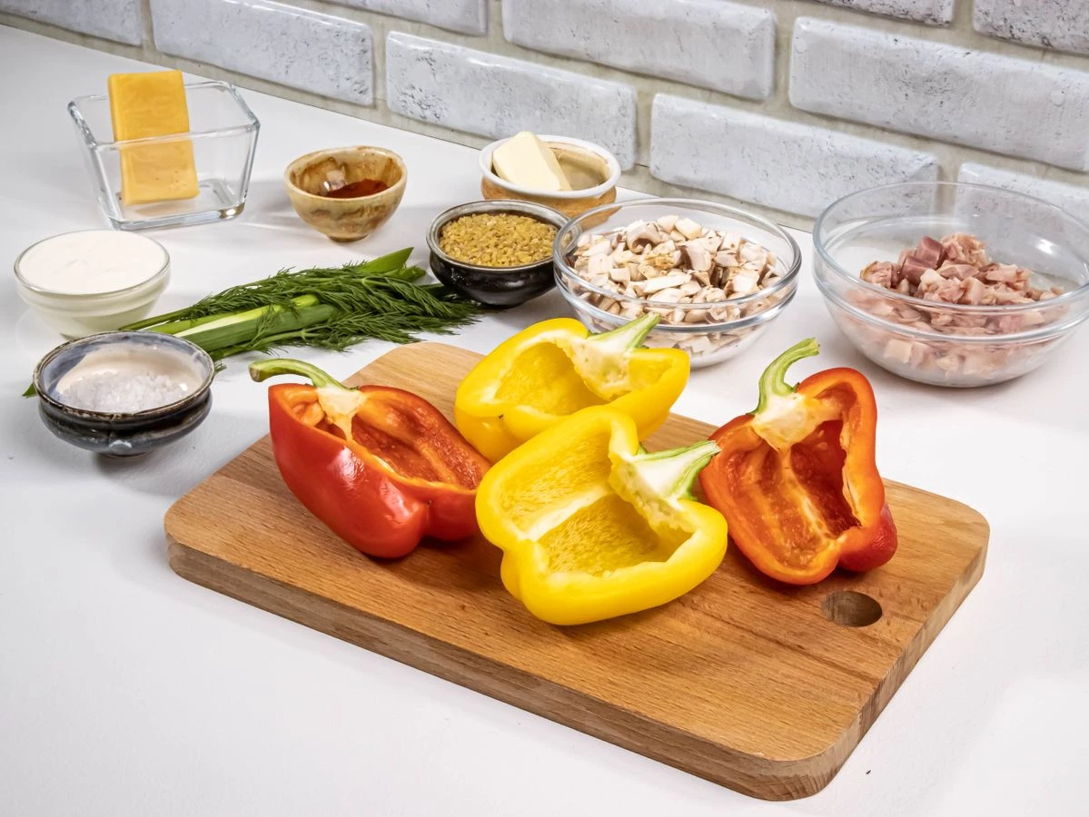 Шаг 6: Перцы, фаршированные курицей и грибами
