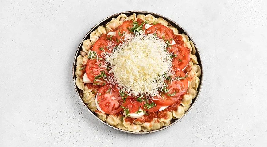 Пицца из пельменей: шаг 6