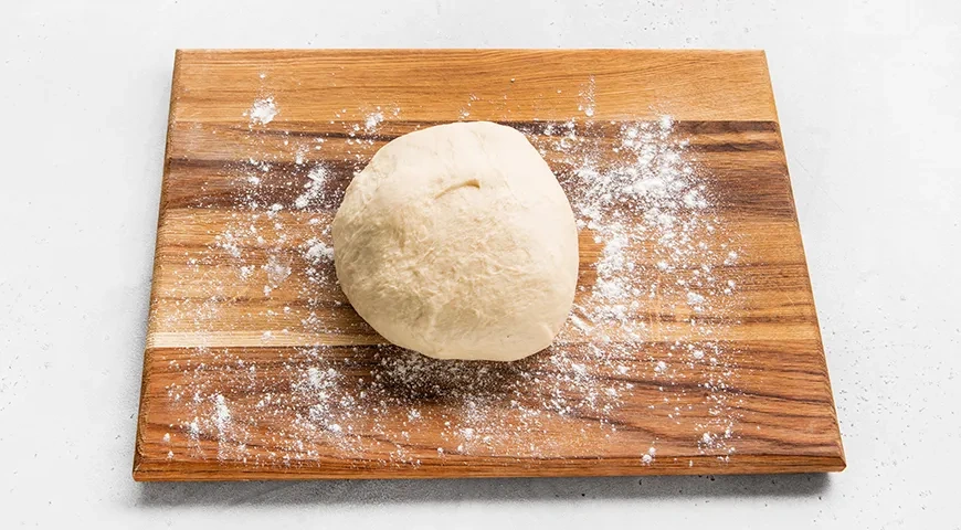 Пирог из дрожжевого теста с повидлом в духовке: шаг 6