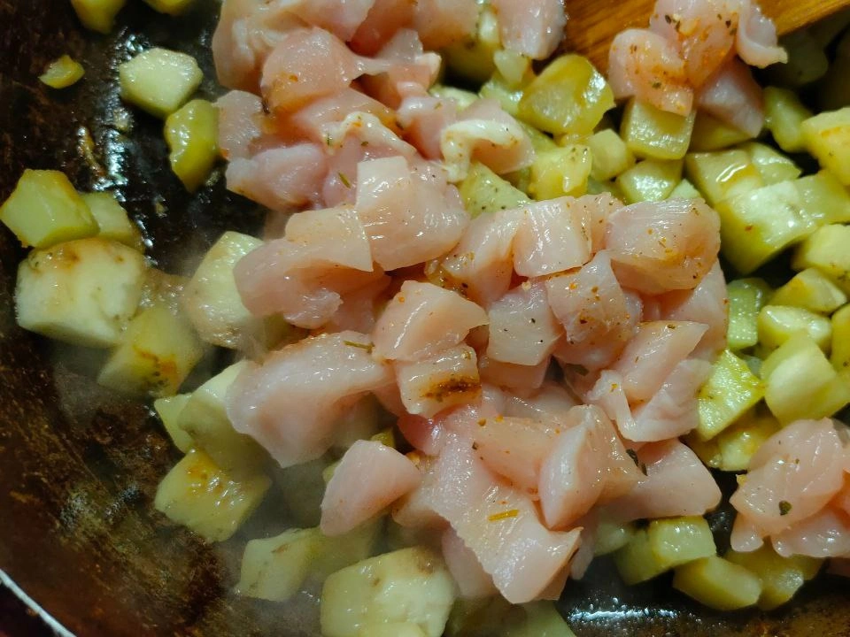 Шаг 6: Пирог с курицей и баклажаном