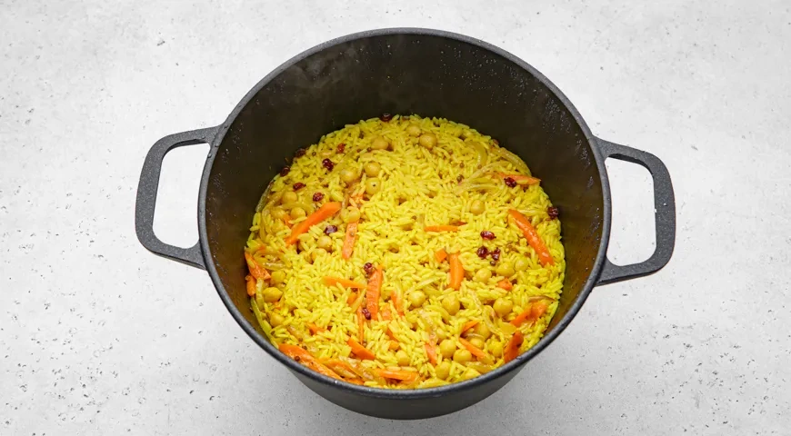 Плов без мяса с нутом: шаг 6