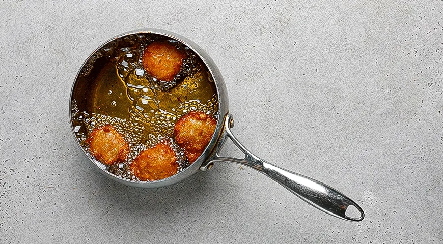 Пончики с грушей и соленой карамелью: шаг 6