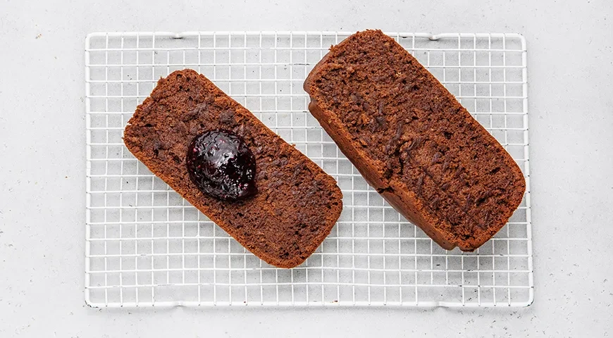 Постная коврижка с вареньем: шаг 6