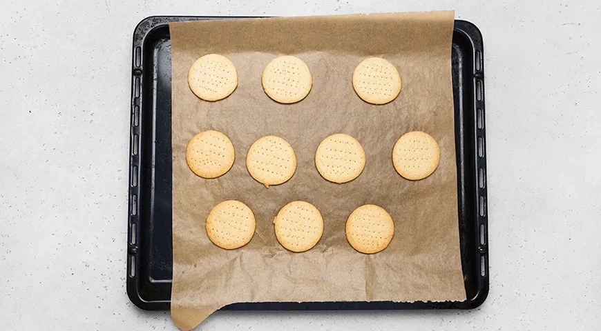 Простое галетное печенье: шаг 6