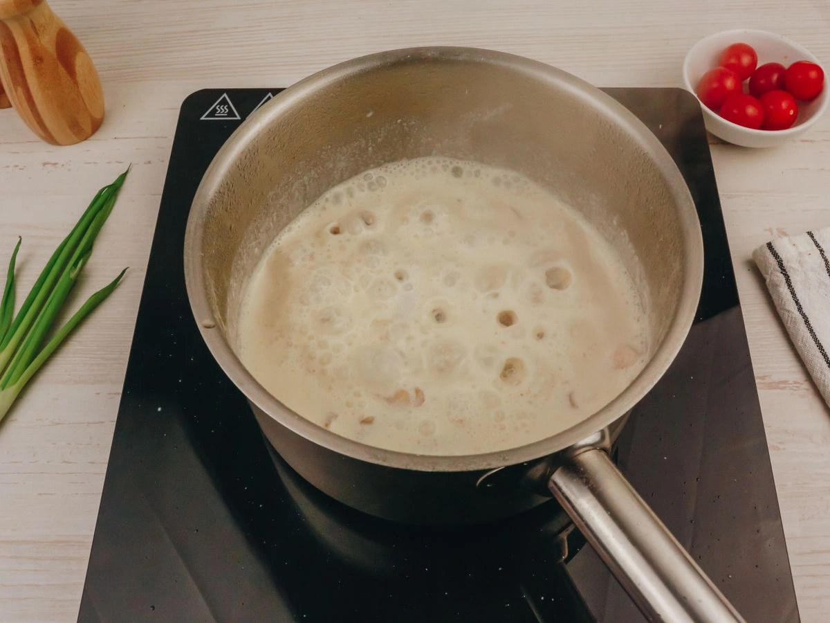 Шаг 6: Пюре с вешенками в сливочном соусе и песто