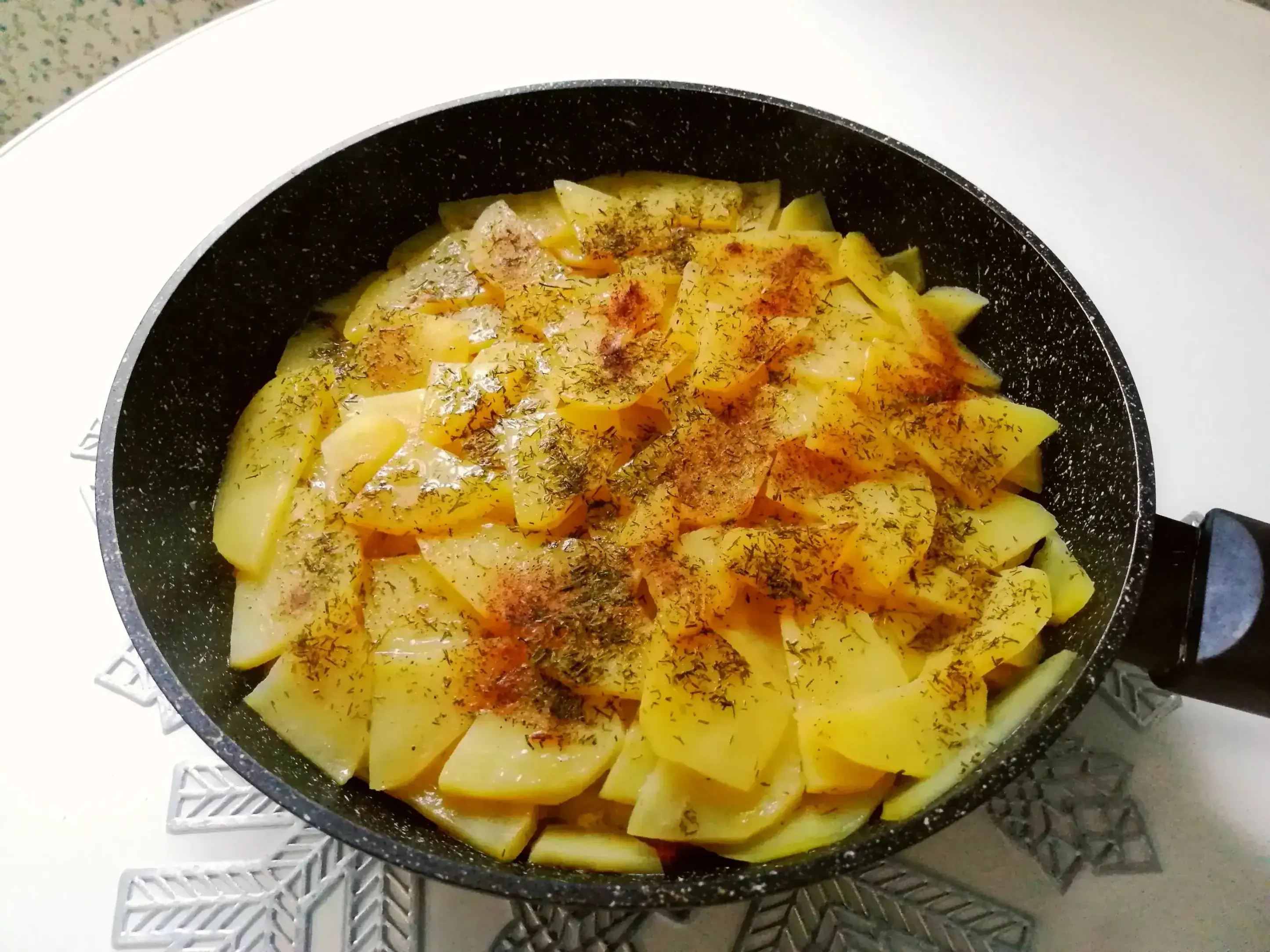 Рыба на морковной подушке под картофельным одеялом: шаг 6