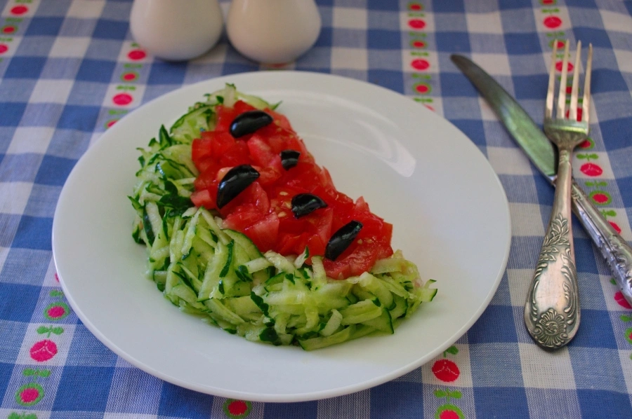 Шаг 6: Салат арбузная долька