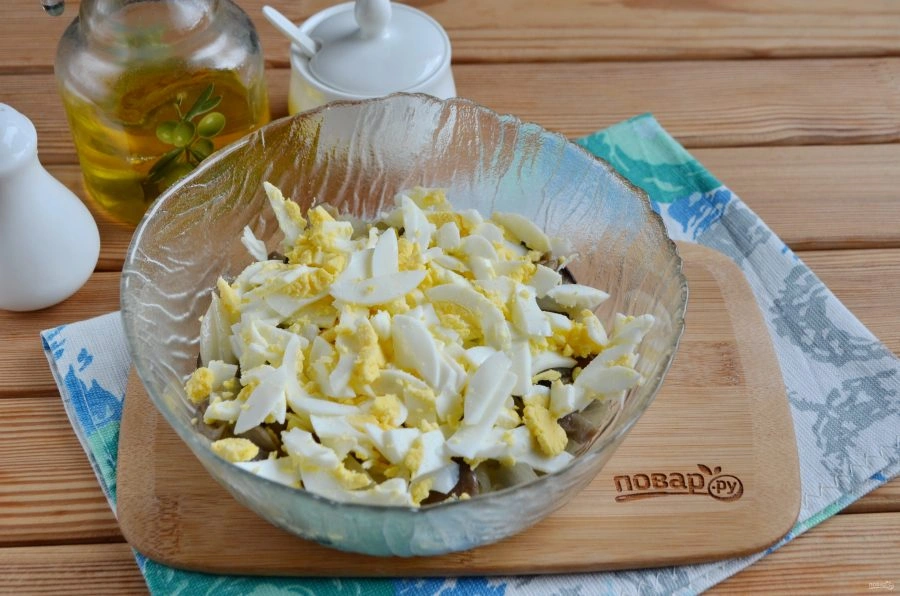 Шаг 6: Салат из кальмар о в