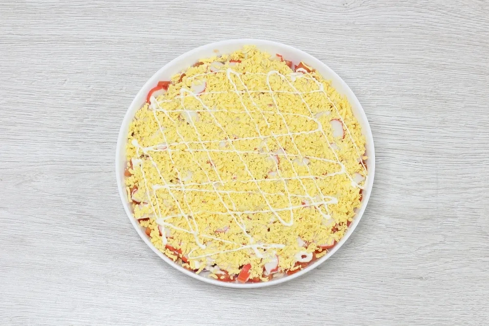 Салат «Новогодние часы»: шаг 6