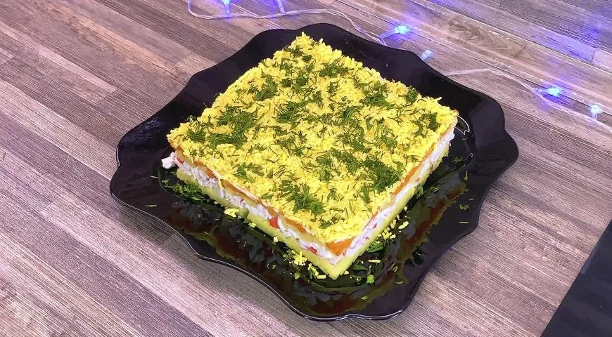 Салат с крабовыми палочками без кукурузы: шаг 6