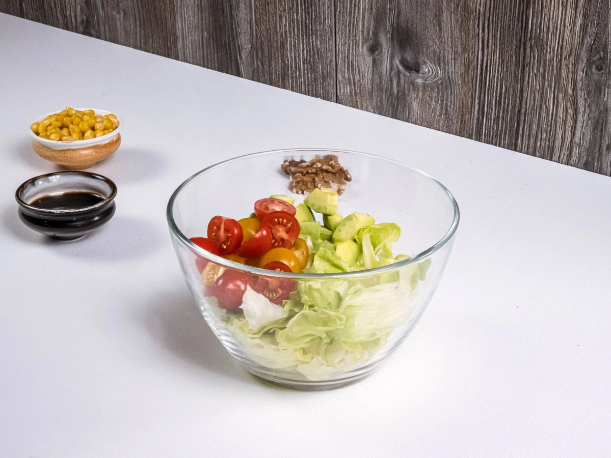 Шаг 6: Салат с курицей и авокадо