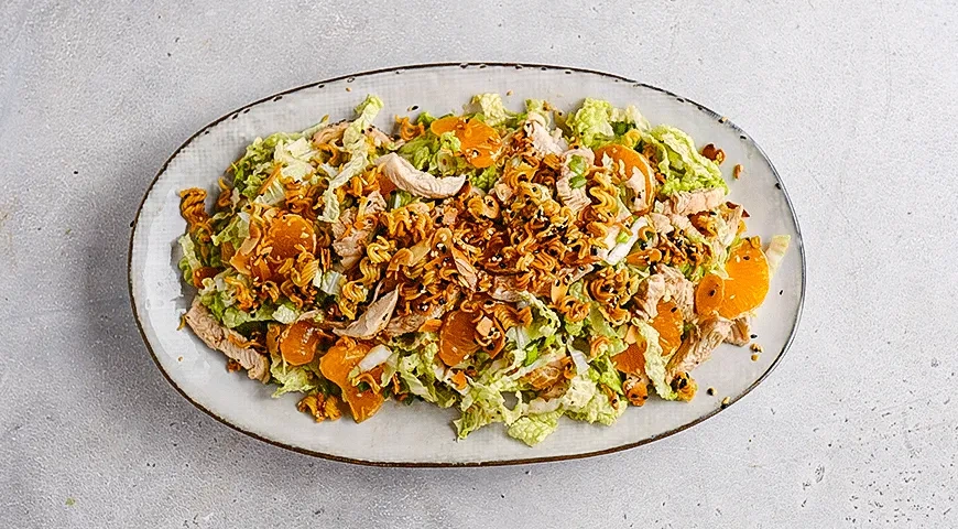 Салат с пекинской капустой, индейкой и лапшой быстрого приготовления: шаг 6