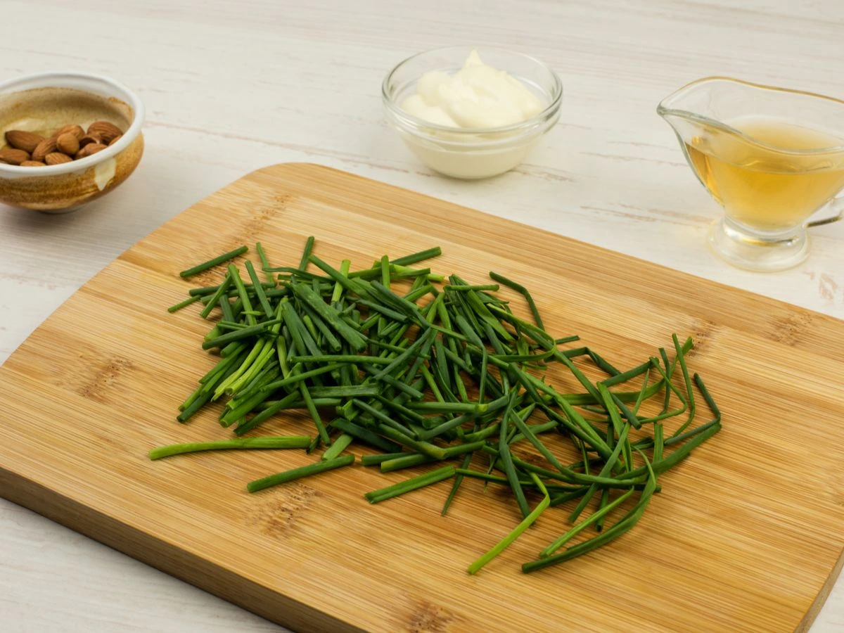 Шаг 6: Салат с сельдереем и капустой