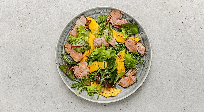 Салат с уткой и манго: шаг 6