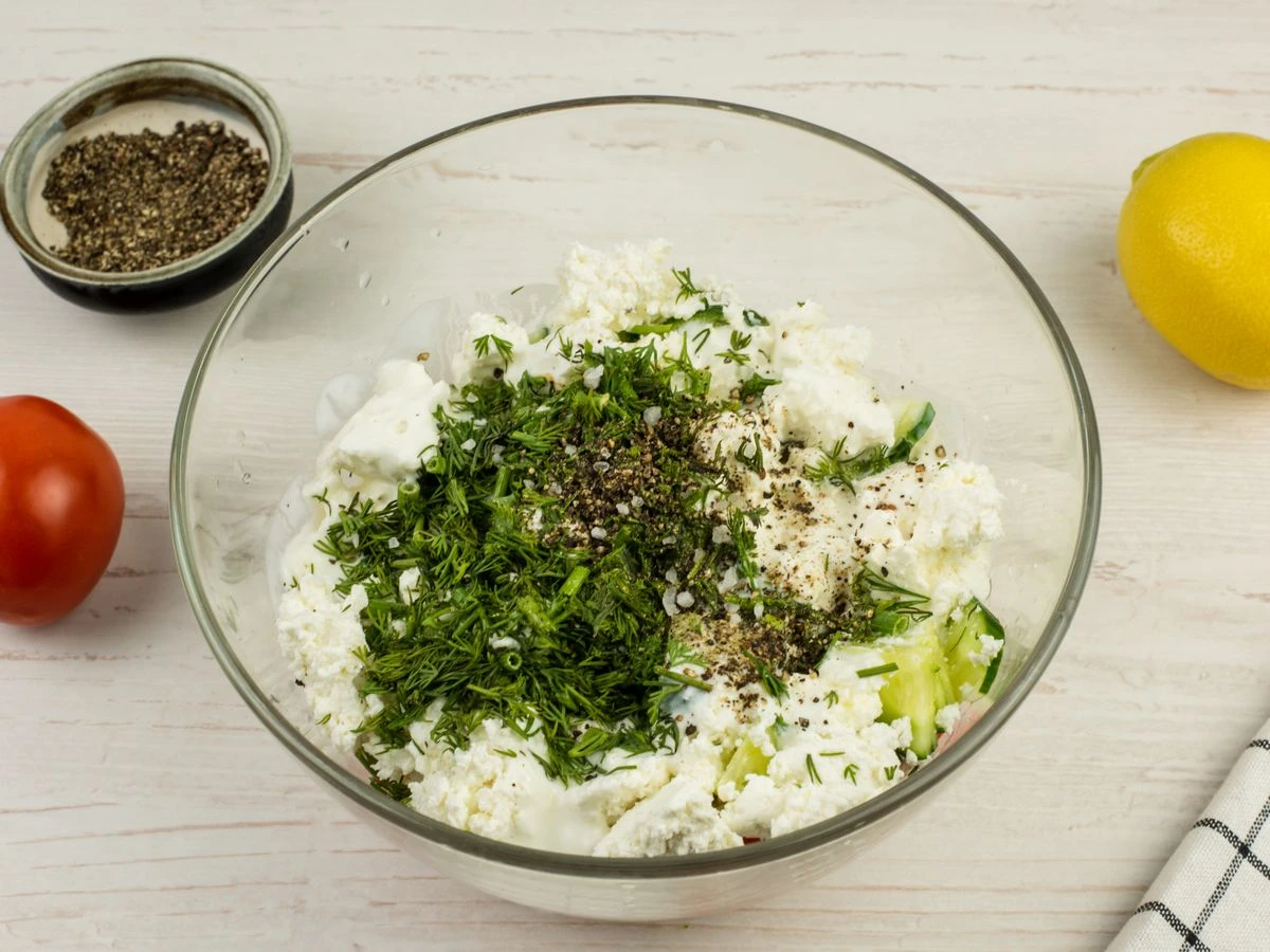 Шаг 6: Салат с ветчиной и творогом