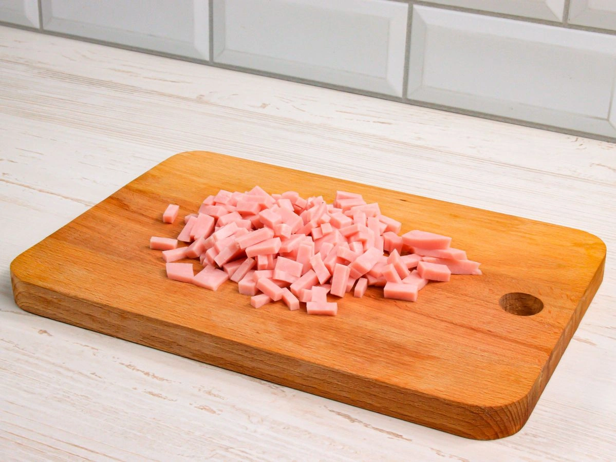 Шаг 6: Салат с ветчиной по-венгерски