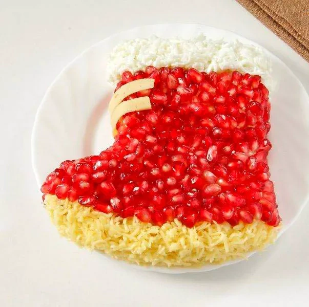 Салат «Сапог Деда Мороза»: шаг 6